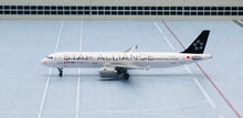 Load image into Gallery viewer, JC Wings 1/400 Air China Airbus A321 Star Alliance B-6383
