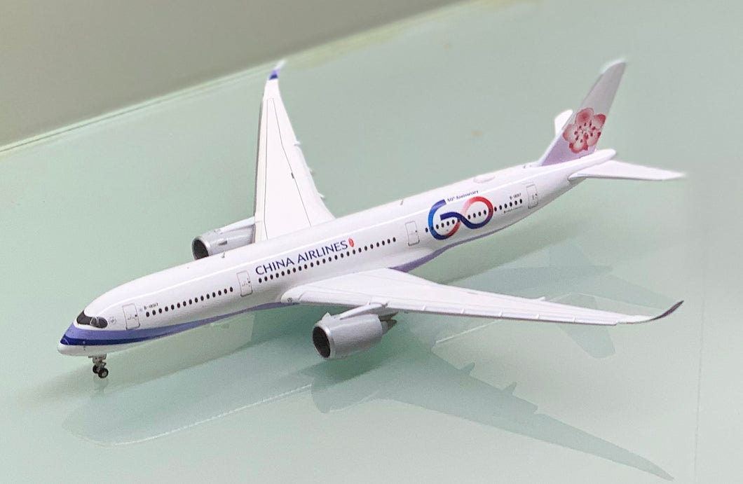 JC Wings 1/400 China Airlines Taiwan Airbus A350-900XWB 60th B-18917 flaps down