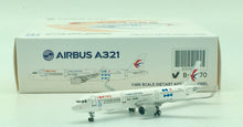 Load image into Gallery viewer, JC Wings 1/400 China Eastern Airbus A321-200 B-8570 Internet Summit miniature

