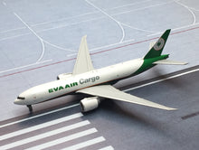 Load image into Gallery viewer, JC Wings 1/400 Eva Air Cargo Taiwan Boeing 777-200F B-16781
