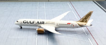 Load image into Gallery viewer, JC Wings 1/400 Gulf Air Boeing 787-9 A9C-FA Flaps Down
