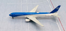 Load image into Gallery viewer, JC Wings 1/400 State of Israel Boeing 767-300ER 4X-ISR
