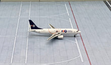 Load image into Gallery viewer, JC Wings 1/400 YTO Airlines Boeing 737-300 B-2575
