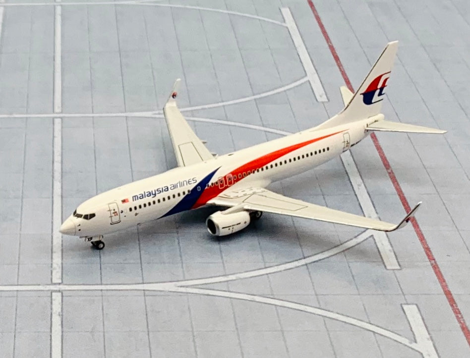 NG models 1/400 Malaysia Airlines Boeing 737-800 9M-MXF