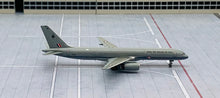 Load image into Gallery viewer, NG model 1/400 Royal New Zealand Air Force Boeing 757-200 NZ7572 53146
