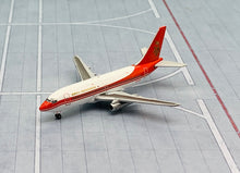 Load image into Gallery viewer, JC Wings 1/400 Dragonair Boeing 737-200 VR-HKP
