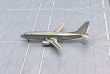 Load image into Gallery viewer, JC Wings 1/400 Boeing 737-300 blank polished BK2012
