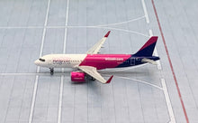 Load image into Gallery viewer, JC Wings 1/400 Wizz Air Hungary Airbus A320neo HA-LJA
