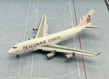 Load image into Gallery viewer, JC Wings 1/400 Dragonair Cargo Boeing 747-400BCF B-KAF flaps down
