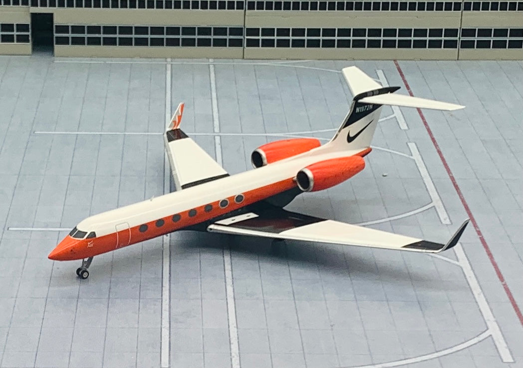 NG Models 1/200 NIKE Gulfstream G550 N1972N 75007 2013 livery