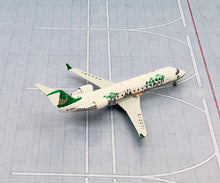 Load image into Gallery viewer, NG models 1/200 China Yunnan Airlines Bombardier CRJ-200 B-3071
