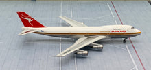Load image into Gallery viewer, Phoenix 1/400 Qantas Airways Boeing 747-200 VH-EBA polished
