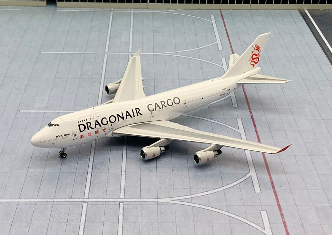 Phoenix 1/400 Dragonair Cargo Boeing 747-400BCF B-KAF