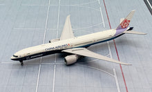Load image into Gallery viewer, JC Wings 1/400 China Airlines Boeing 777-300ER &quot;Dreamliner Livery&quot; B-18007

