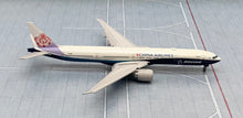 Load image into Gallery viewer, JC Wings 1/400 China Airlines Boeing 777-300ER &quot;Dreamliner&quot; B-18007 flaps down
