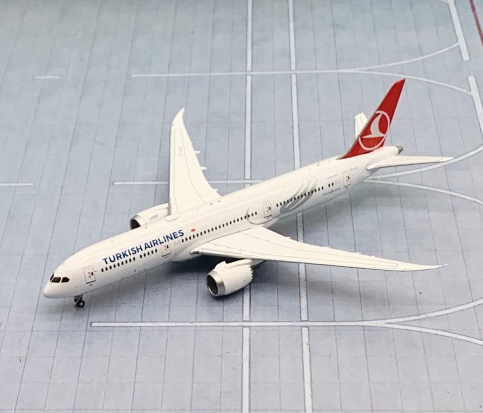Gemini Jets 1/400 Turkish Airlines Boeing 787-9 TC-LLO