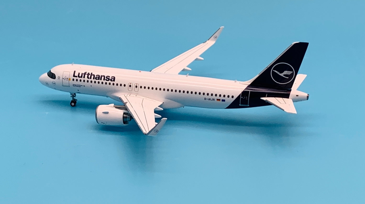 Gemini Jets 1/200 Lufthansa Airbus A320neo D-AIJA – First Class