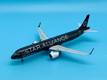 Load image into Gallery viewer, JC Wings 1/200 Air New Zealand Airbus A321NEO Star Alliance ZK-OYB

