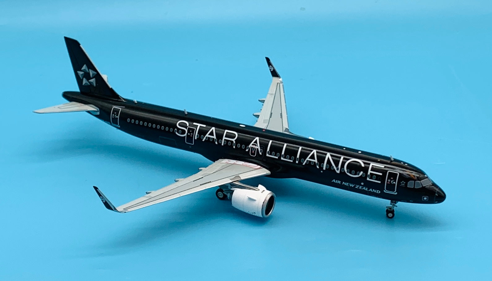 JC Wings 1/200 Air New Zealand Airbus A321NEO Star Alliance ZK-OYB