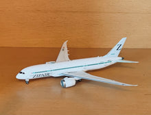 Load image into Gallery viewer, JC Wings 1/400 Zip Air Boeing 787-8 JA822J
