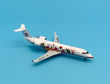 Load image into Gallery viewer, JC Wings 1/200 China Eastern Bombardier CRJ-200LR B-3070
