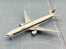 Load image into Gallery viewer, JC Wings 1/400 Thai International Airways Boeing 777-300 Old Livery HS-TKE flaps down
