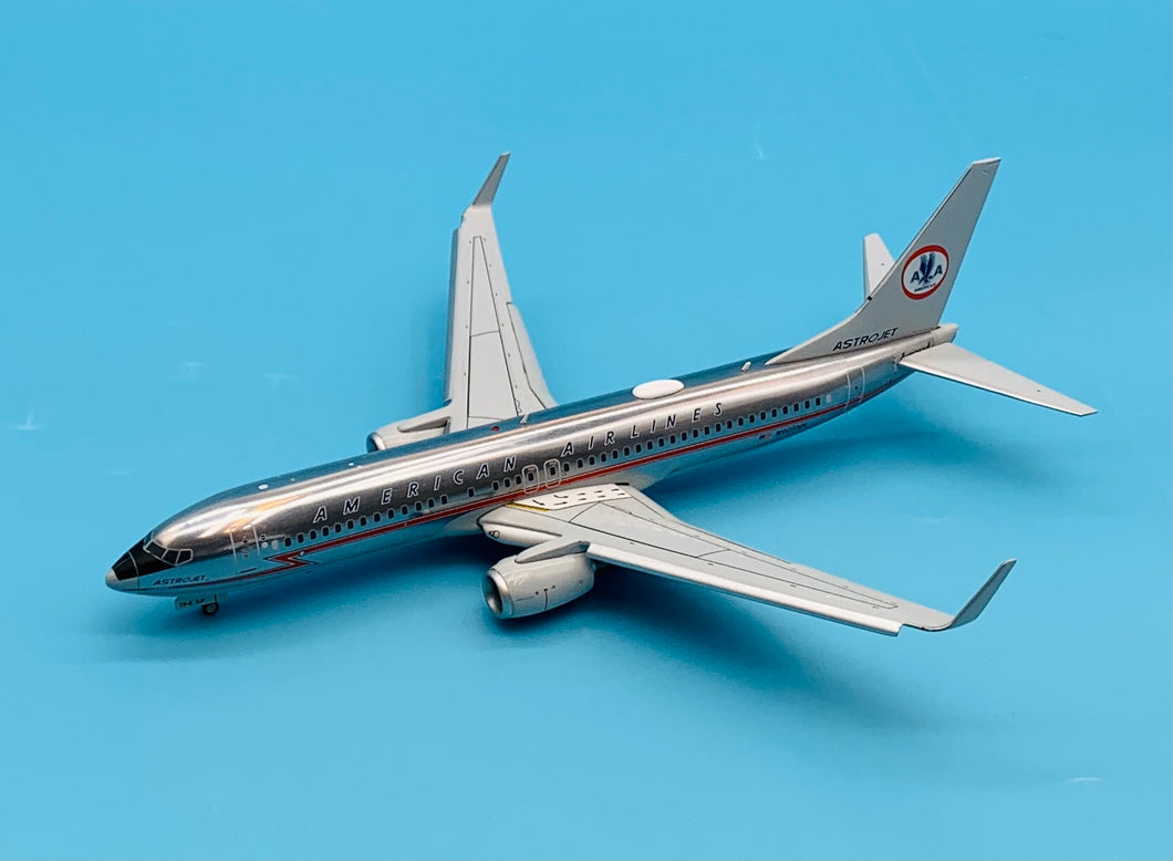 Gemini Jets 1/200 American Airlines Boeing 737-800 N905NN 