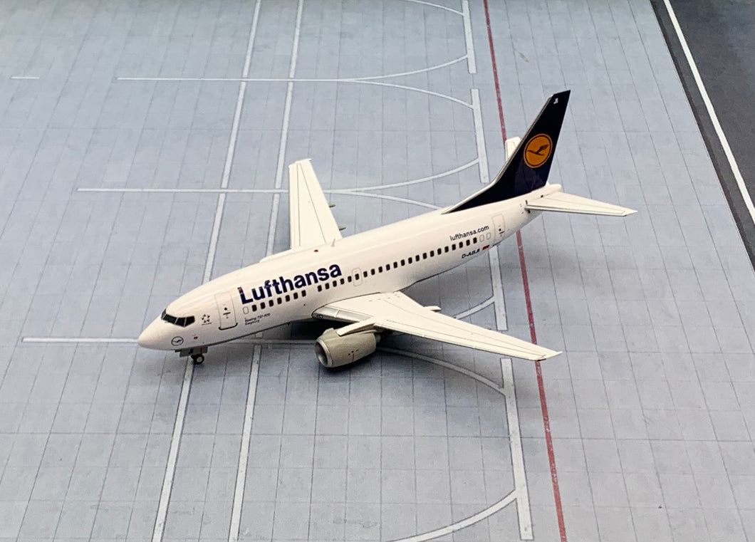JC Wings 1/200 Lufthansa Boeing 737-500 D-ABJI