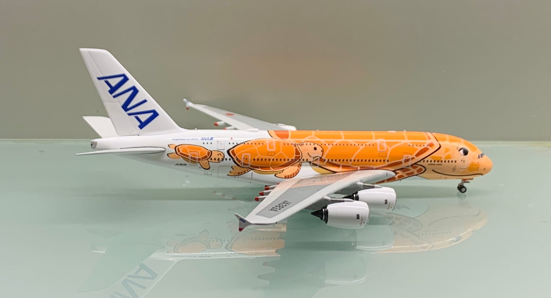 Phoenix 1/400 ANA All Nippon Airways Airbus A380 Flying Honu Ka La