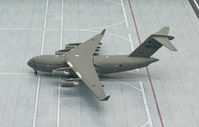 Load image into Gallery viewer, Gemini Jets 1/400 RAAF Royal Australian AIr Force Boeing C-17 A41-206
