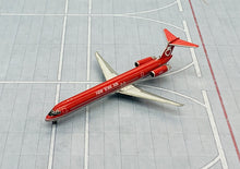 Load image into Gallery viewer, Gemini Jets 1/400 New York Air McDonnell Douglas MD-82 N805NY
