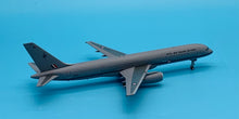Load image into Gallery viewer, JC Wings 1/200 Royal New Zealand Air Force Boeing 757-200 NZ7571
