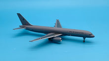 Load image into Gallery viewer, JC Wings 1/200 Royal New Zealand Air Force Boeing 757-200 NZ7571
