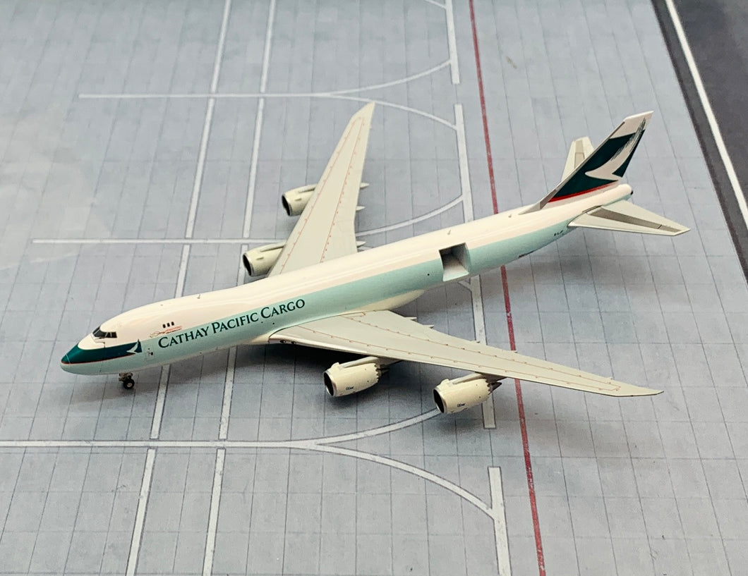 JC Wings 1/400 Cathay Pacific Cargo Boeing 747-8F B-LJF interactive series