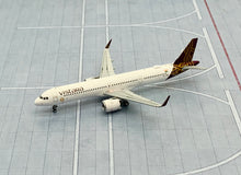 Load image into Gallery viewer, JC Wings 1/400 Vistara Airbus A321neo VT-TVA
