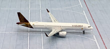 Load image into Gallery viewer, JC Wings 1/400 Vistara Airbus A321neo VT-TVA
