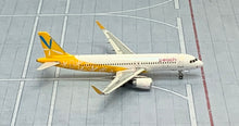 Load image into Gallery viewer, Phoenix 1/400 Peach Fly Airbus A320 JA08VA Peach to AMAMI
