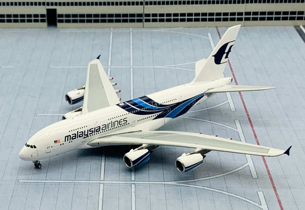 Phoenix 1/400 Malaysia Airlines Airbus A380 9M-MNC