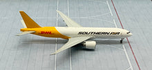 Load image into Gallery viewer, JC Wings 1/400 Southern Air DHL Boeing 777-200LRF N777SA
