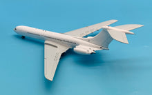 Load image into Gallery viewer, JC Wings 1/200 Vickers VC-10 blank white
