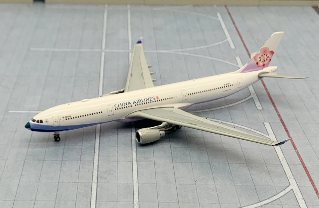 JC Wings 1/400 China Airlines Airbus A330-300 B-18353