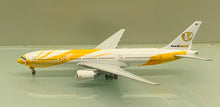 Load image into Gallery viewer, JC Wings 1/400 NokScoot Boeing 777-200ER HS-XBF
