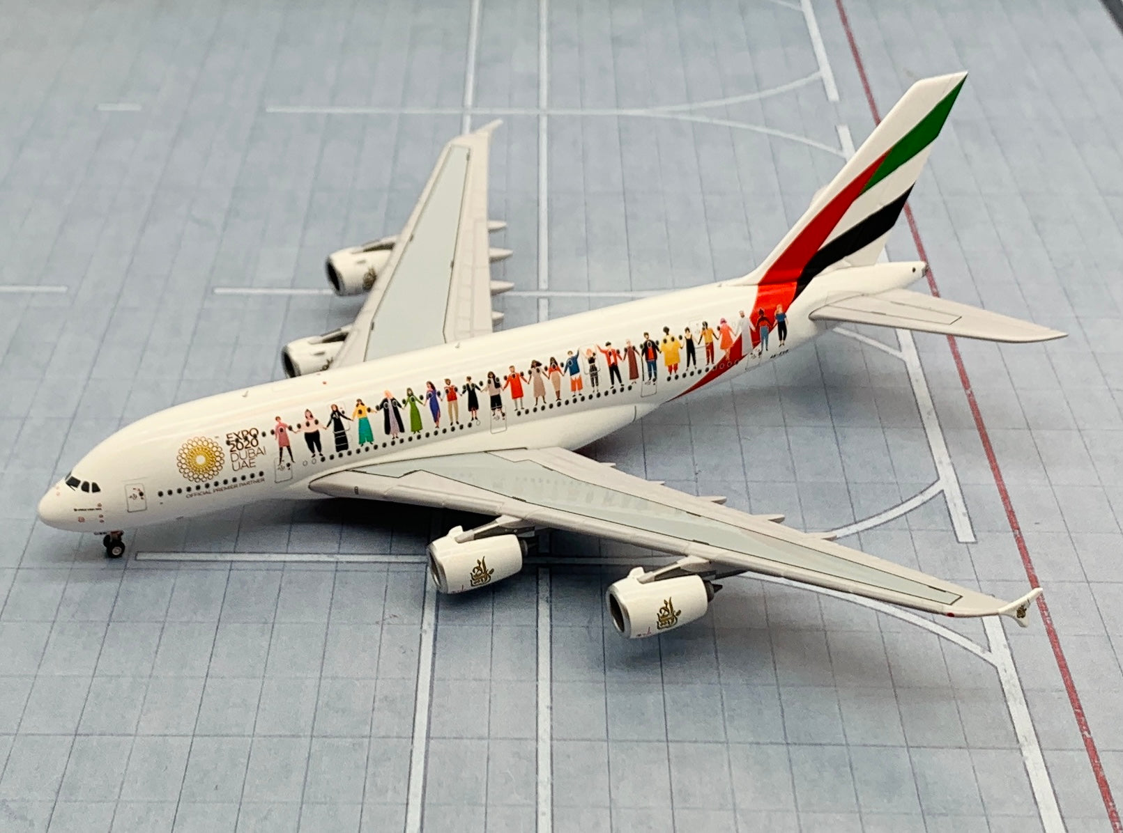 Gemini Jets 1/400 Emirates Airbus A380 A6-EVB “Year of