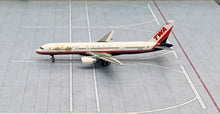 Load image into Gallery viewer, Gemini Jets 1/400 Trans World Airlines TWA Boeing 757-200 N725TW
