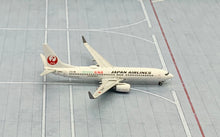 Load image into Gallery viewer, JC Wings 1/400 Japan Airlines JAL Boeing 737-800 Support Hokkaido JA306J
