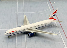 Load image into Gallery viewer, JC Wings 1/400 British Airways Boeing 767-300ER G-BNWA

