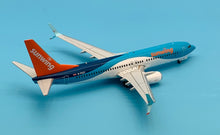 Load image into Gallery viewer, JC Wings 1/200 Sunwing Airlines Boeing 737-800 G-FDZY
