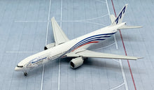 Load image into Gallery viewer, JC Wings 1/400 Boeing Company 777-300ER Round The World Tour Livery N5016R flaps down
