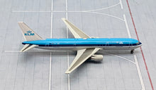 Load image into Gallery viewer, JC Wings 1/400 KLM Royal Dutch Airlines Boeing 767-300 PH-BZK
