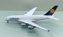 Load image into Gallery viewer, JC Wings 1/400 Lufthansa Airbus A380 D-AIMK
